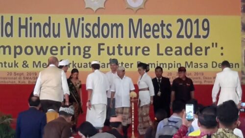 World Hindu Wisdom Meets 2019 ver dari Participant Singaraja September 2019