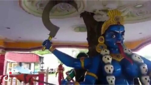 Hindu Goddess Lord Kali's Eyes Moving - Miracle Video Must Watch