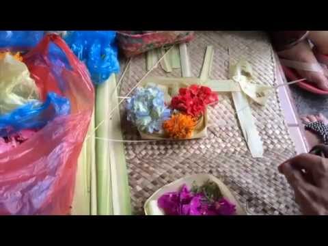Daily Spiritual Practice: Bali Hinduism - How to make an offering to the Gods