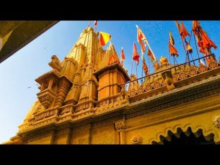 1500 year old Hindu Temple In Pakistan | Vlog
