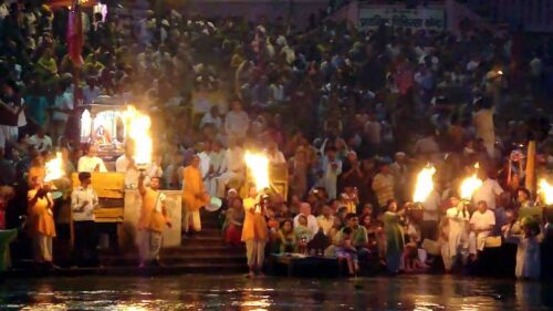 Ganga Aarti at Har-Ki-Pauri (Haridwar) - Incredible India!!