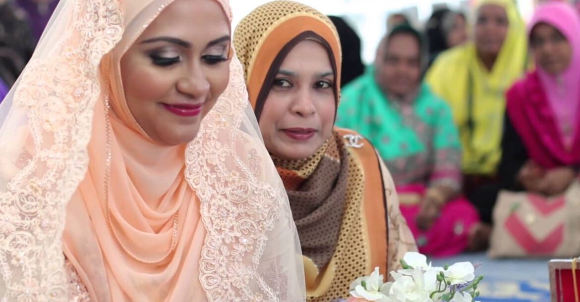 Malaysia Hindu Muslim Wedding | Mohamad Fairus & Zarina