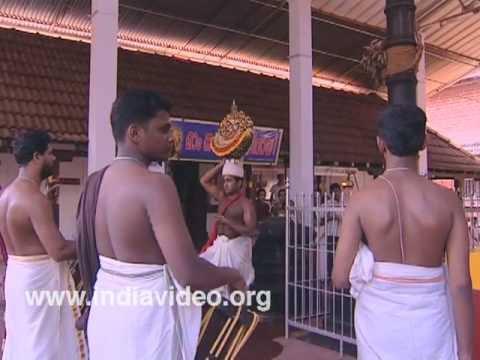 Ritual Dance, Thidambu Nirtham, Akliyathu Shiva Temple, Kannur, Hindu, Religion, Kerala, India
