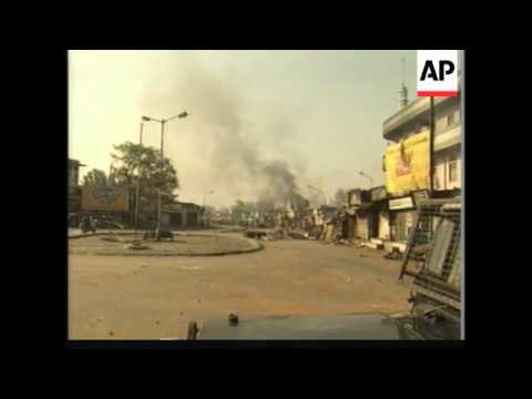 Hindu mob burns Muslims as they sleep, 27 killed