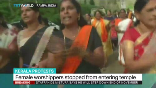 Clashes as Hindu hardliners block women from Indian temple