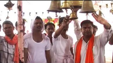 Men arrested for converting to Islam become Hindus again