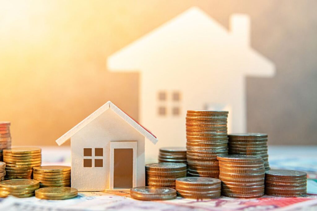 What is homeowners insurance and how does it work