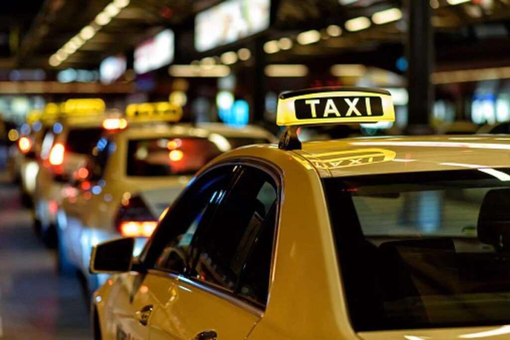Exploring Chennai like a Local 1 airport taxi