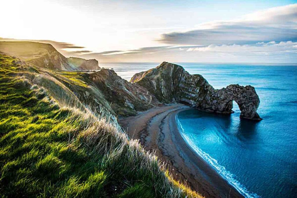 6 Prettiest And Best Places To Visit In England 1 ebooking