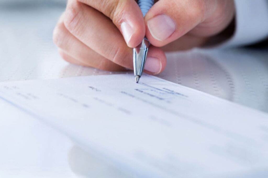 Common Thesis Writing Mistakes You Should Avoid 1 free plagiarism checker