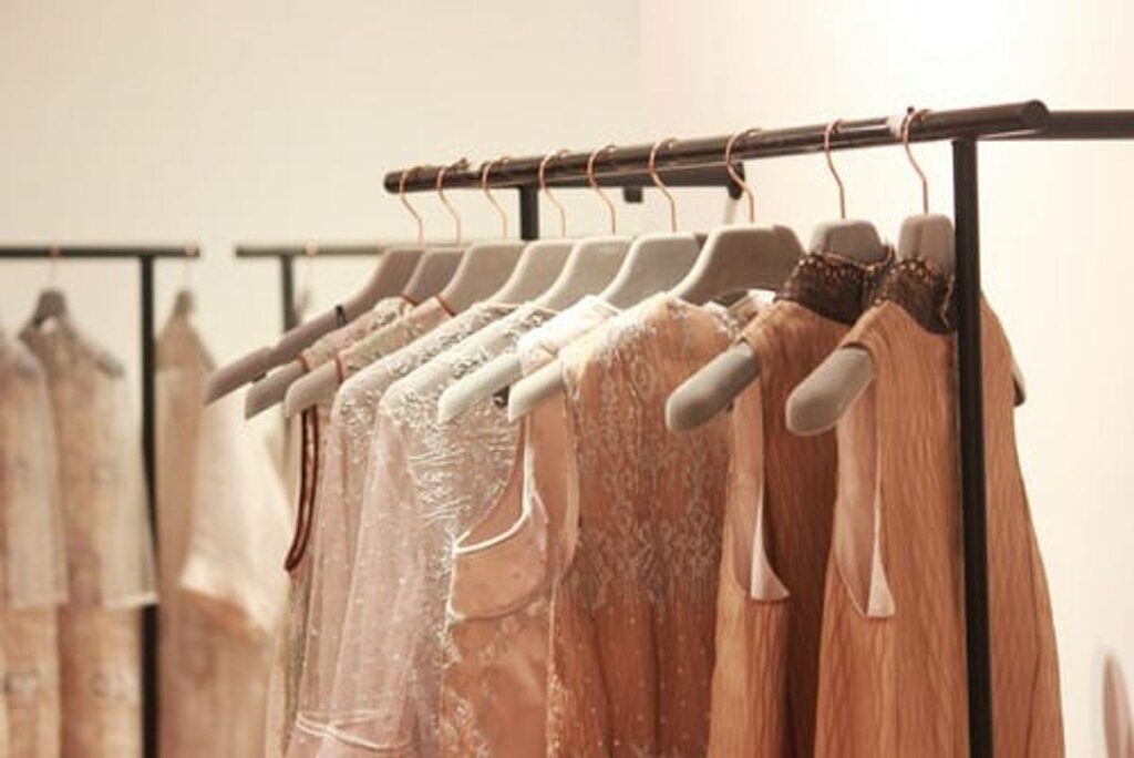 Ssense Review – extraordinary and exclusive products! 1 ssense review