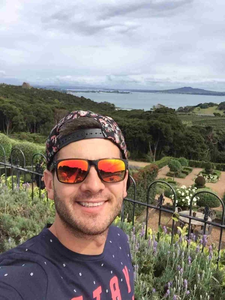 Solution Guide To Becoming Rich And also Famous 1 Famous birthdays