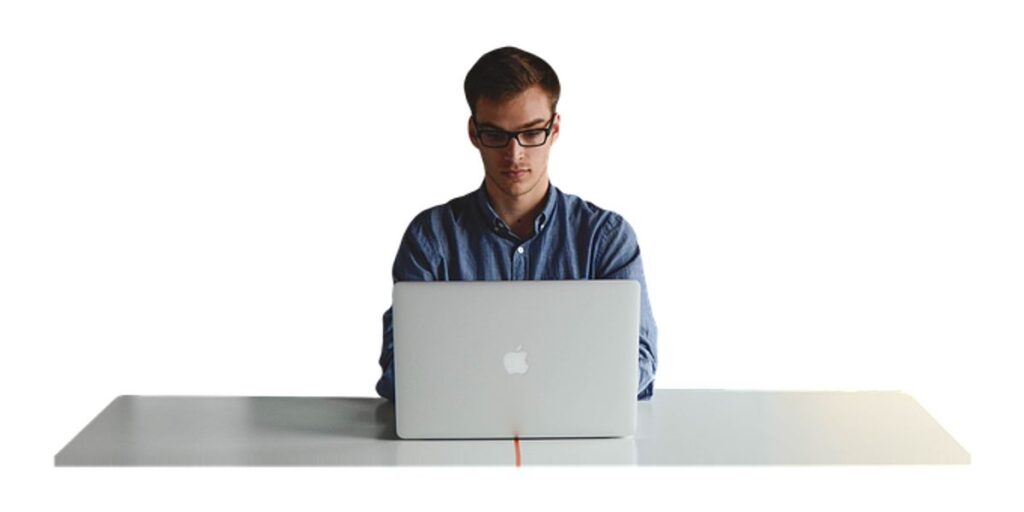 How to prevent the Pitfalls Awaiting Each Entrepreneur 1 How to Avoid the Pitfalls