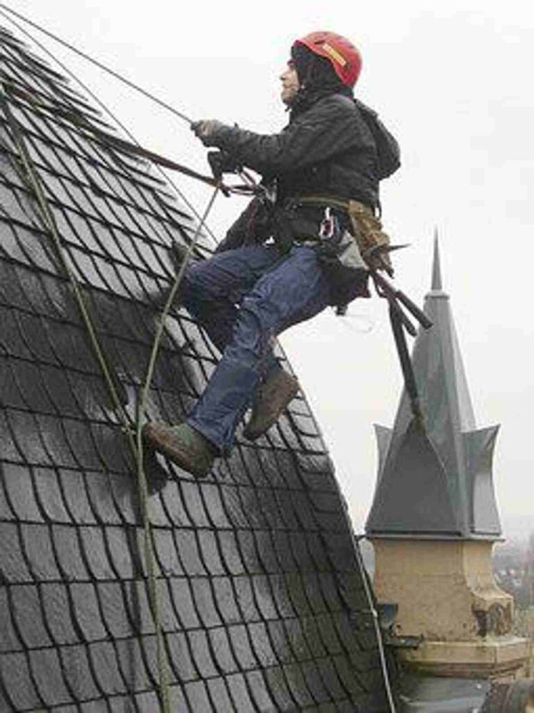 Obtaining a Local Roofing Contractor 1 Newnan roofing contractors