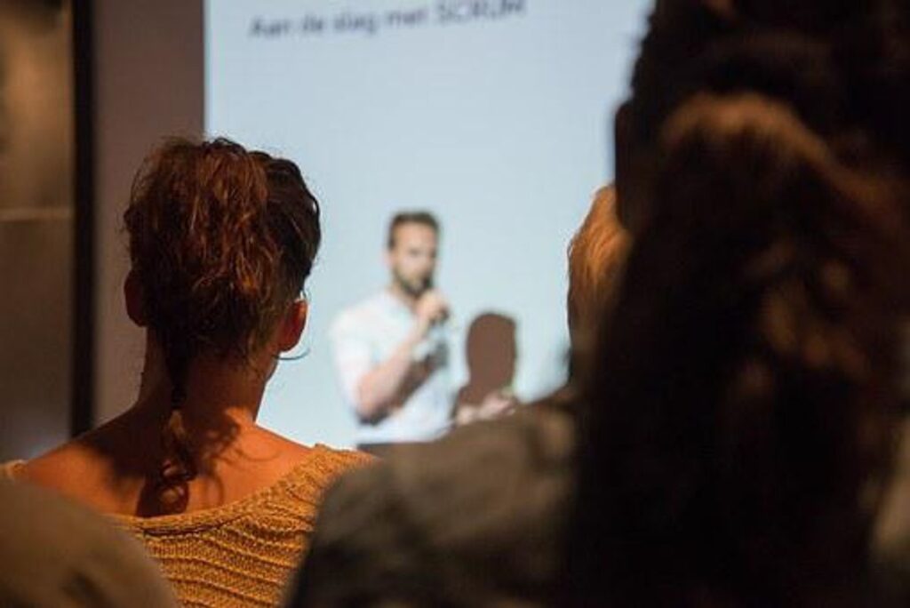 Specialist Speaking: What Can We Study on An Industry Fraud? 1 Professional Speaking