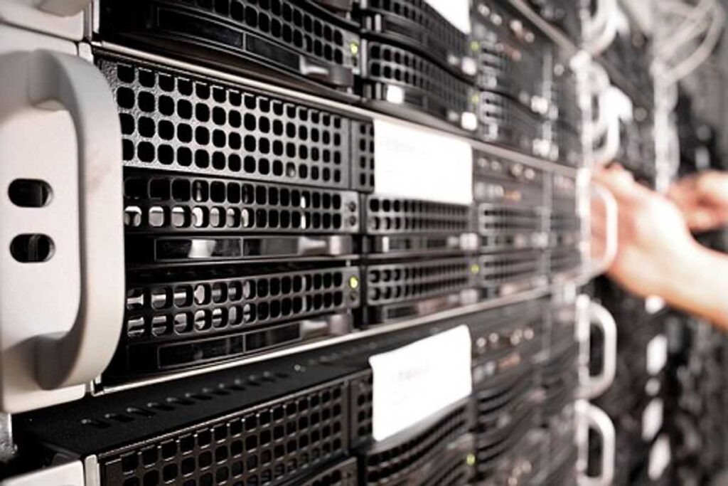 Colocation Server and its Benefits 1 colocation server