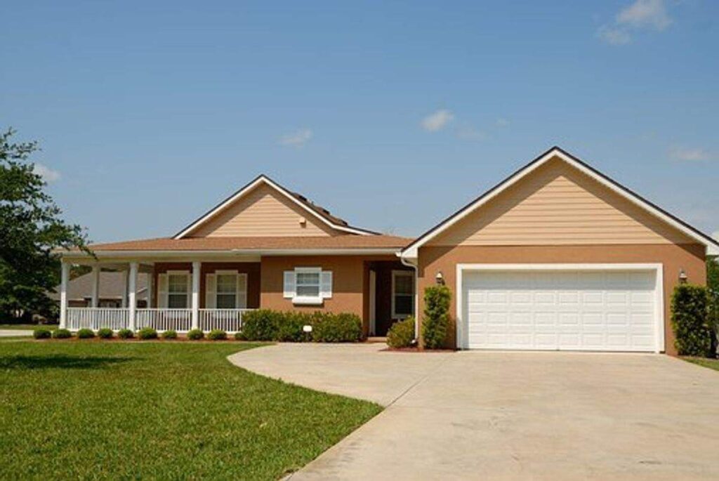 Some great benefits of Selling Your Old Residence 1 discount realtors near me