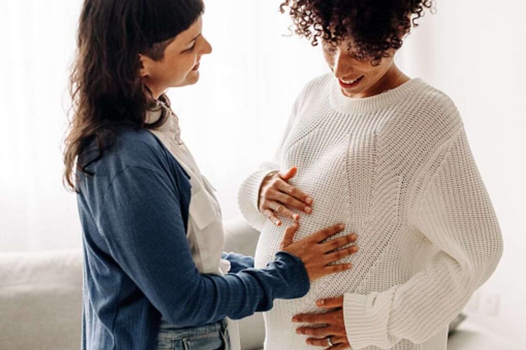 What is the Difference Between IVF and Artificial Insemination? 1 surrogacy agency