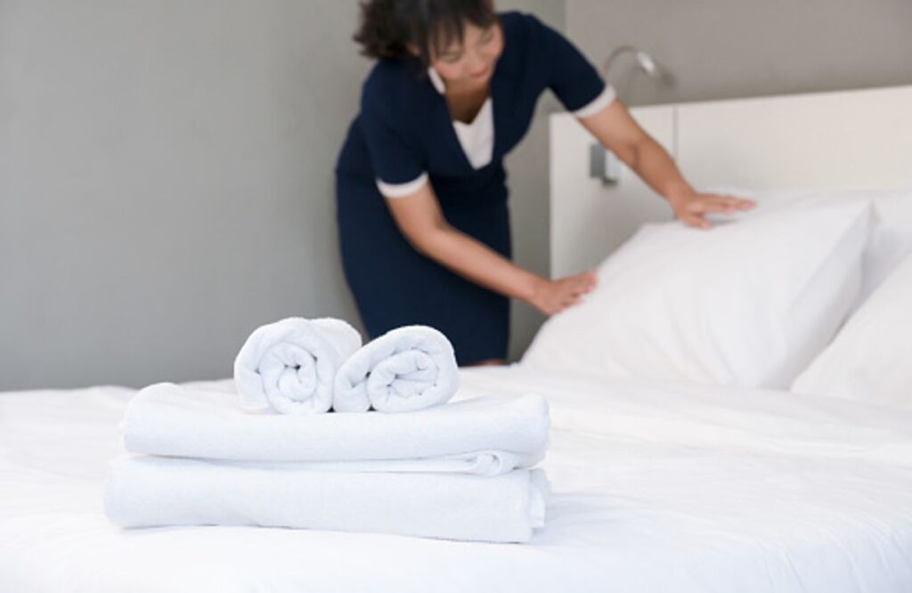 Should You Use Make My Trip Or OYO Hotel Reviews? 1 Make My Trip Hotel Reviews