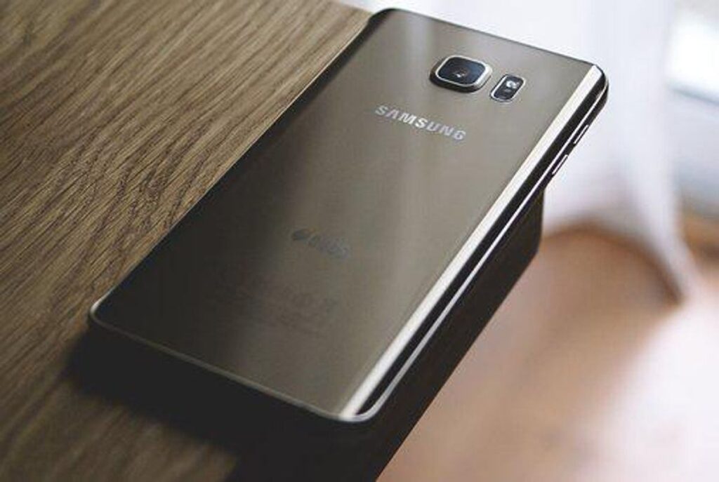 The way to Use Cellphone For Webcam 1 How To Use Phone For Webcam