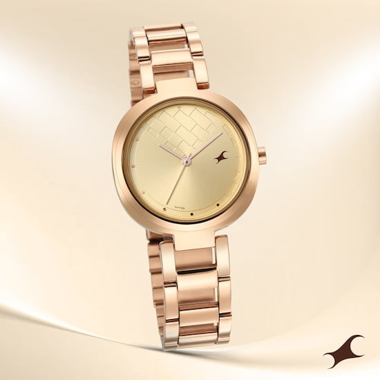 stylish and sophisticated wrist watch for girls