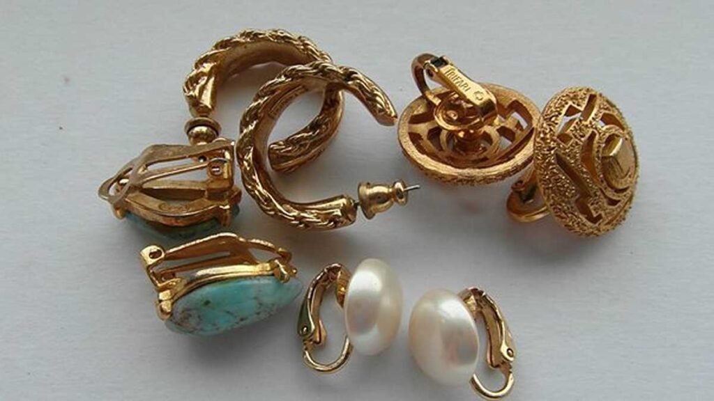 Vintage Jewelry