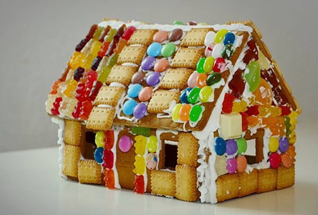 How you can make a Gingerbread House 1 How To Make a Gingerbread House