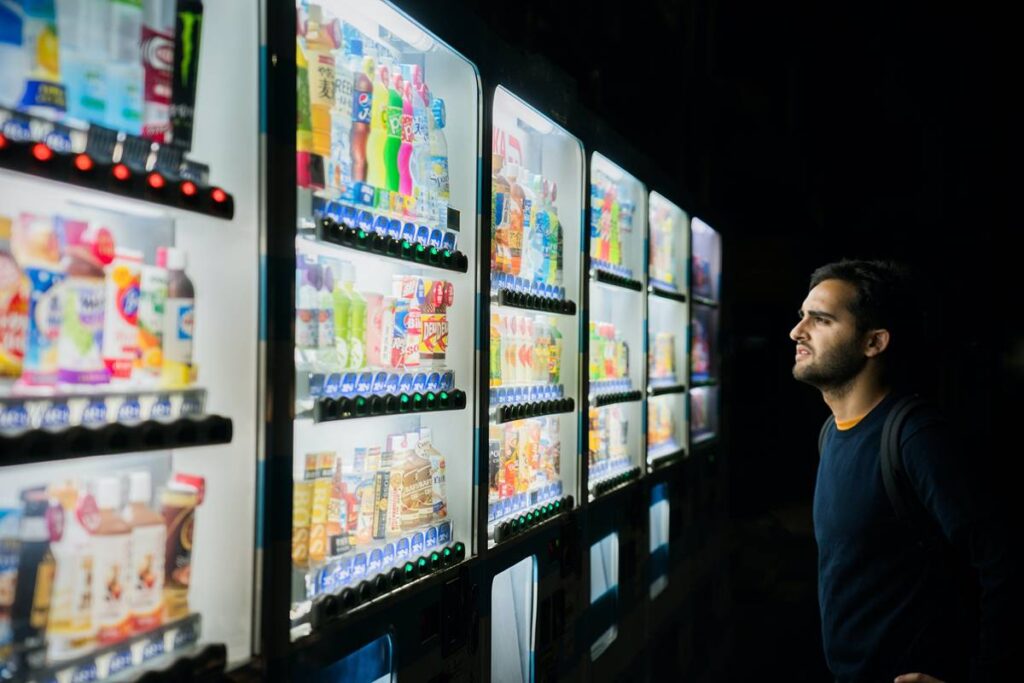 How to begin a Vending Business: four Simple Ways To Make A Lot of Money In Vending 1 How To Start a Vending Business