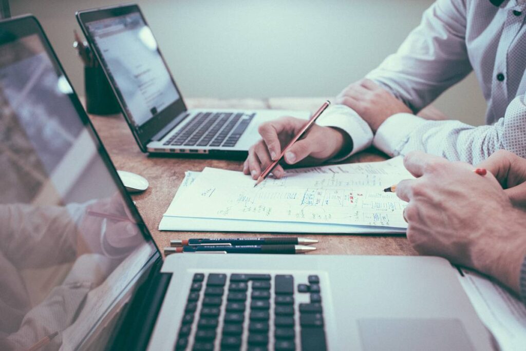 Tips on how to Sharpen Financial Competence intended for Directors and Executives 1 How to Sharpen Financial Competence