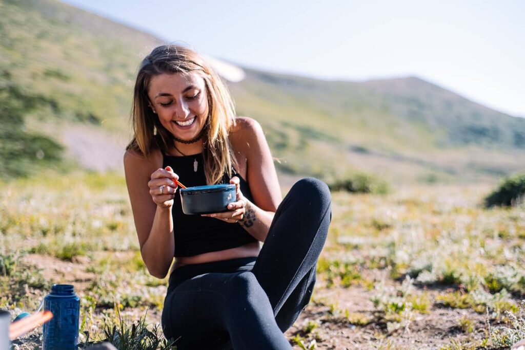 How to Travel, Eat