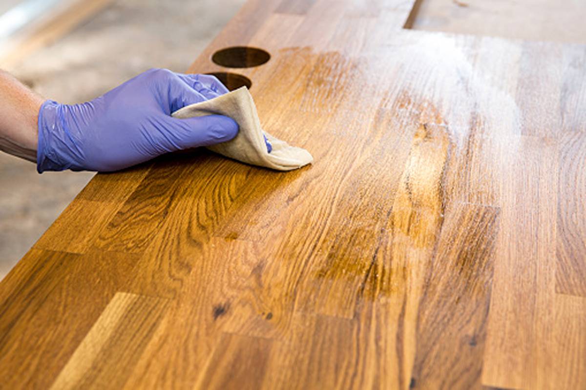 Oiling Wooden Worktops