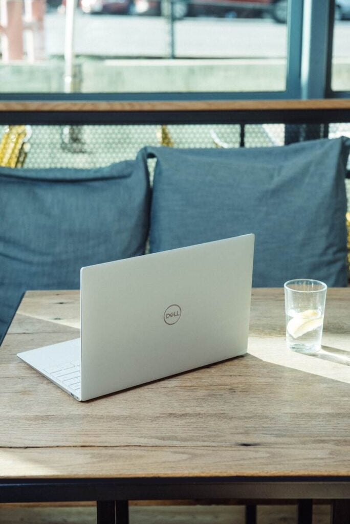 Dell XPS 15 Laptop Review 1 dell xps 15
