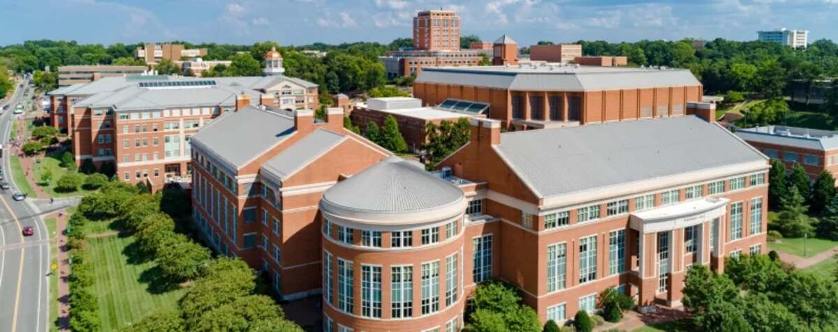 Top 5 Public universities in Charlotte