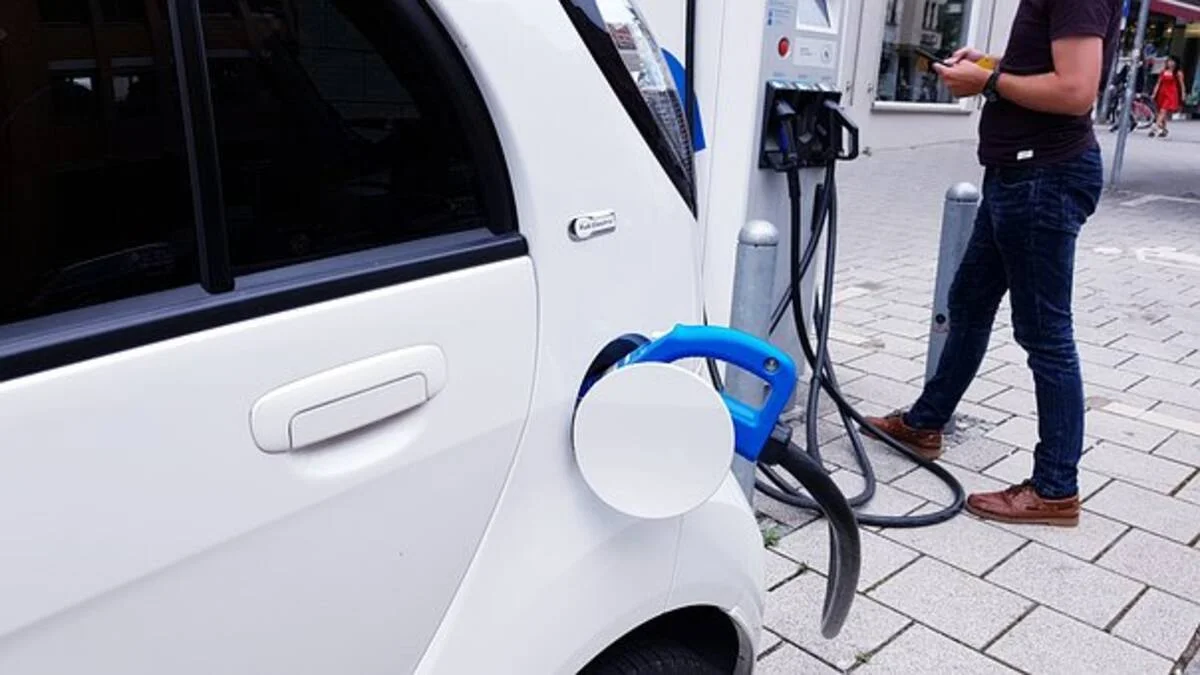 best commercial ev charging stations