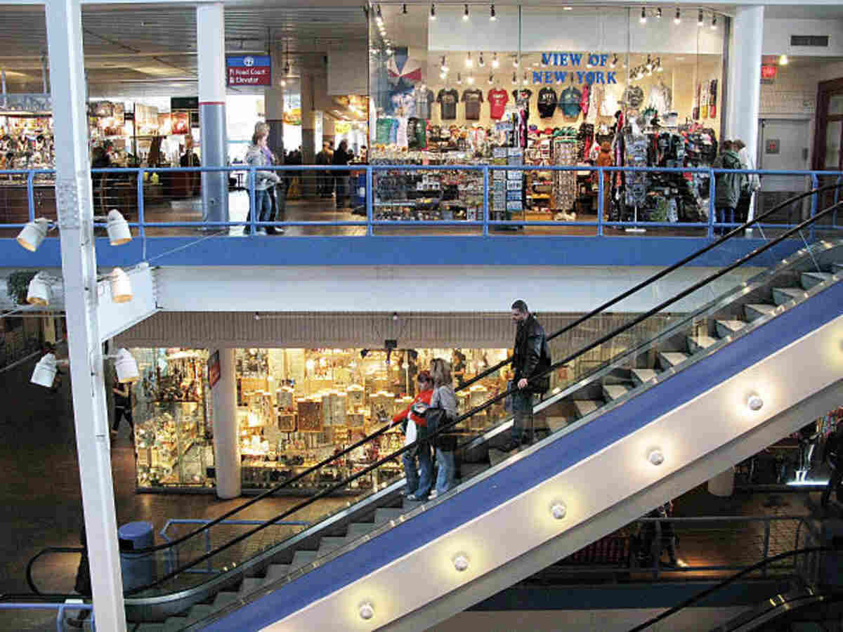Top 10 Shopping Malls in Detroit