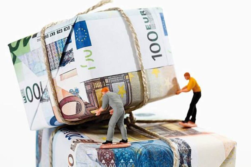 A Buyer’s Guide to Find Authentic Prop Money for Sale 1 prop money for sale
