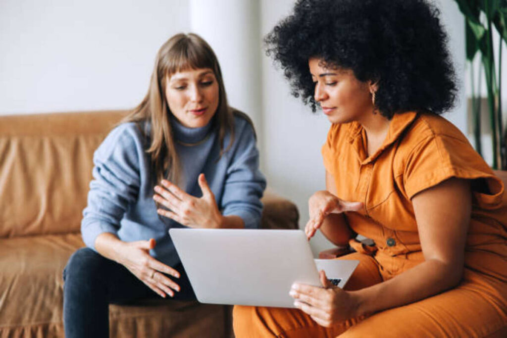 The Importance of Organizational Communication 1 employee communication apps