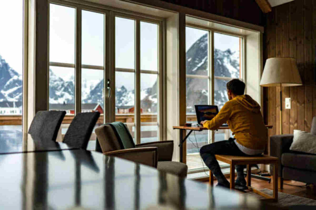 Enhancing Security with Privileged Remote Access 1 Privileged Remote Access